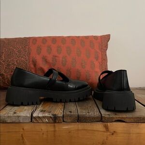 Black Chunky Loafers